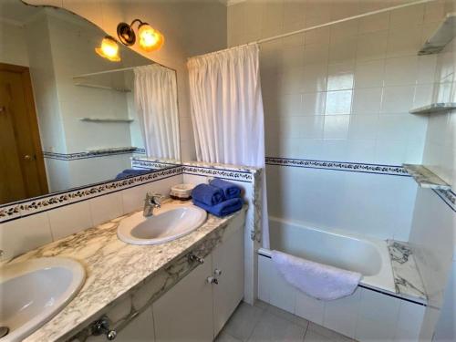 Koupelna v ubytování Amplio apartamento en Puigcerda