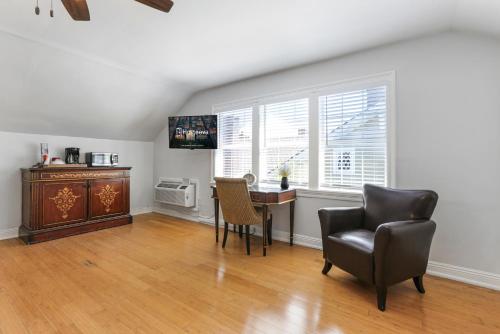 Η κουζίνα ή μικρή κουζίνα στο Express Rooms Close to City Amenities