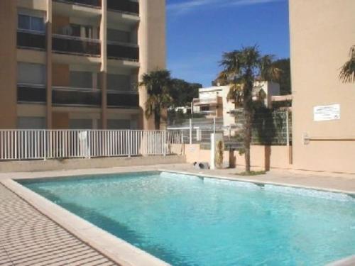 Appartement 2 pièces climatisé, 300m plages, piscine