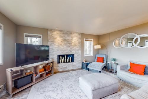 Lakeside Estate – Photos 5