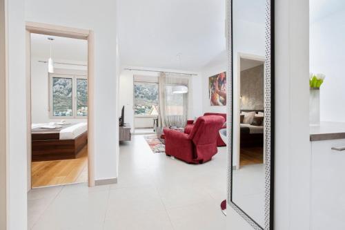 Postel nebo postele na pokoji v ubytování De Lux Apartments Sirena