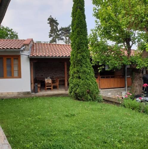 Taman di luar Престиж