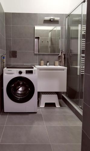 Bacher Apartment
