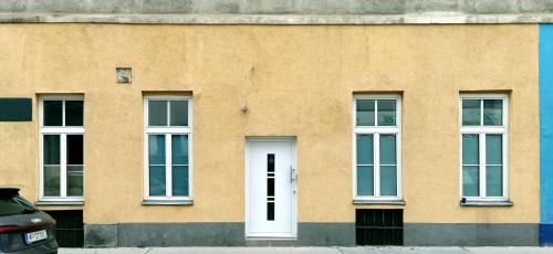 Bacher Apartment