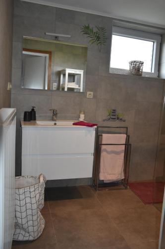 Koupelna v ubytování le renouveau de Quartes