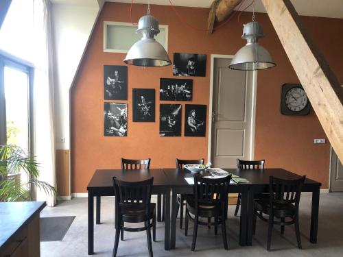 Restoranas ar kita vieta pavalgyti apgyvendinimo įstaigoje Slaopen en Stoet