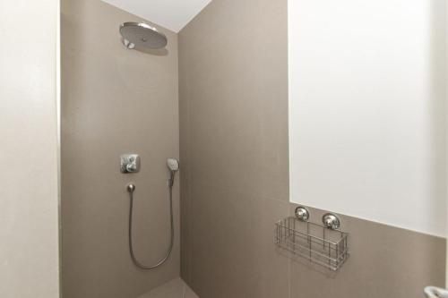 ヴィーク・アウフ・フェールにあるPier 14のバスルーム(シャワー、シャワーヘッド付)
