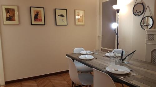 Fotografia z galérie ubytovania Coral Athens Centrer - 3,5 BD , 2 BATH v Aténach