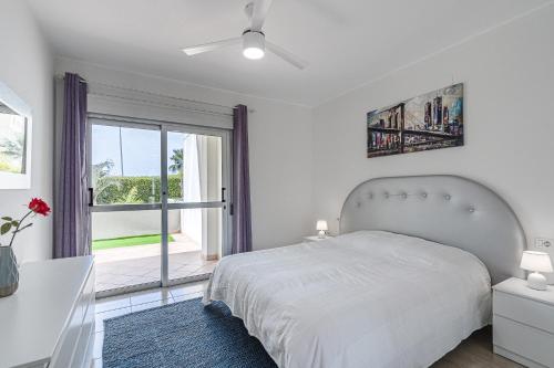 Postel nebo postele na pokoji v ubytování Apartment in Cañadas Golf del Sur