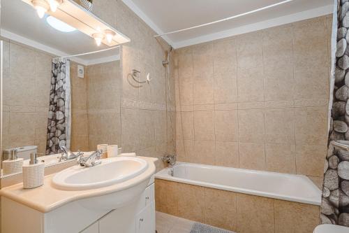 Koupelna v ubytování Apartment in Cañadas Golf del Sur