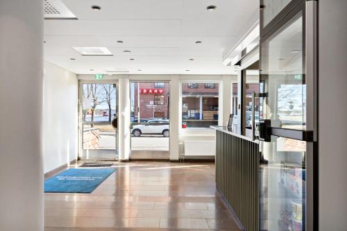 Galería fotográfica de Sure Hotel Studio by Best Western Bromma en Estocolmo