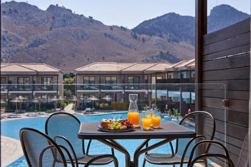 En generel udsigt til bjerge eller udsigt til bjerge taget fra hotellet