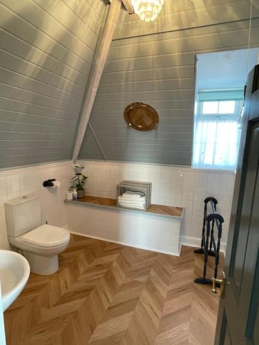 Ванна кімната в Rockstone Cottage