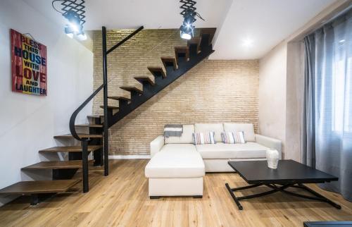 REY DE SEVILLA FLATS - Duplex Museo