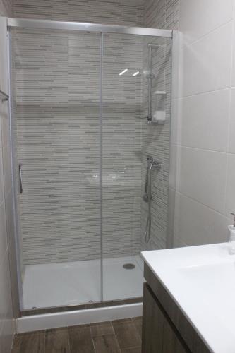 Ένα μπάνιο στο Casa Dona Alzira