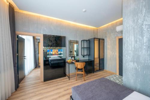 Kuchyň nebo kuchyňský kout v ubytování Continental Airport Hotel