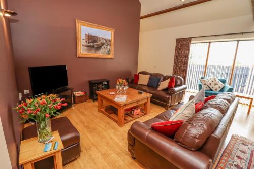 Furrows Cottage – Photos 4