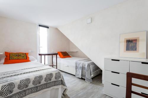 Ein Bett oder Betten in einem Zimmer der Unterkunft Eva Recommends Sanlúcar City & Pool