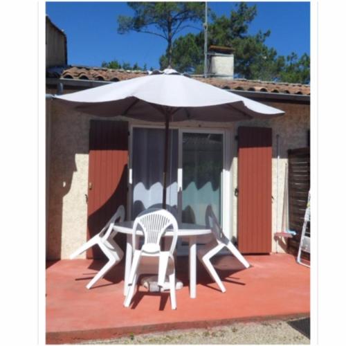 Chez Claire à Maubuisson- Location saisonnière