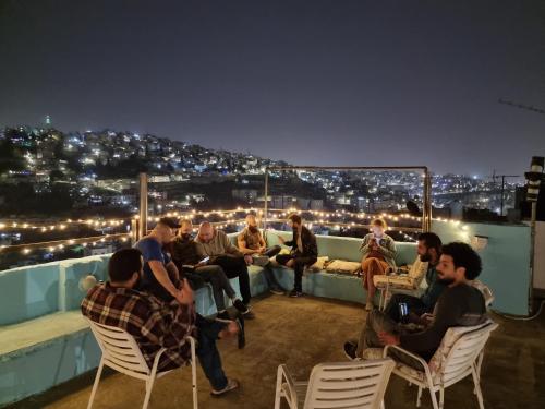 Επισκέπτες που μένουν στο Rainbow Guest House