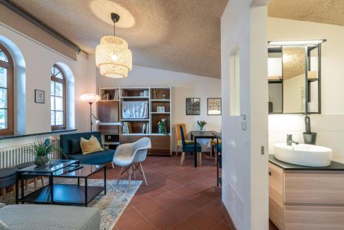 Imagen de la galería de Schloss-Castel Pienzenau - Guestrooms & Apartments - B&B-Hotel & Restaurant, en Merano