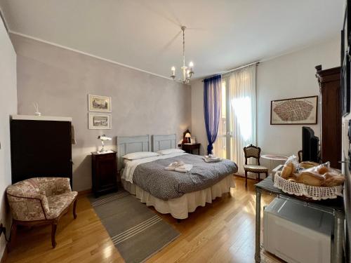 Posteľ alebo postele v izbe v ubytovaní Giulia apartment and room