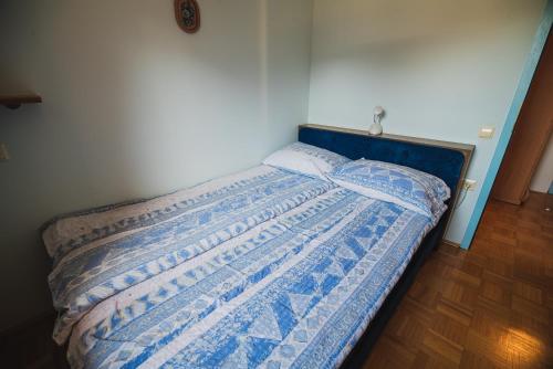 Postel nebo postele na pokoji v ubytování Homestay Kocka