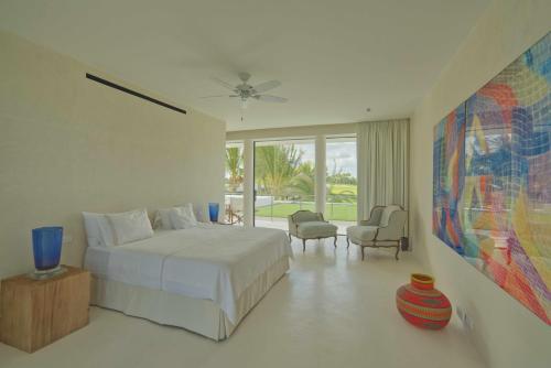 Gallery image of Unique golf front villa with modern design in exclusive beach resort in Punta Cana