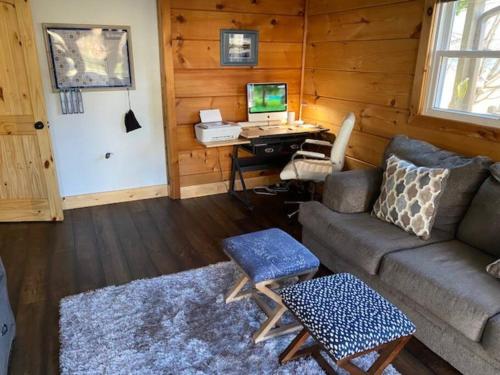 Χώρος καθιστικού στο Mountain Creek Lodge