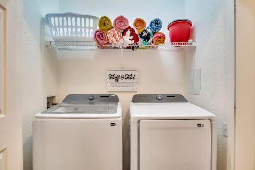 Magical Adventure Condo w Waterpark near Disney No Resort Fees photo 34
