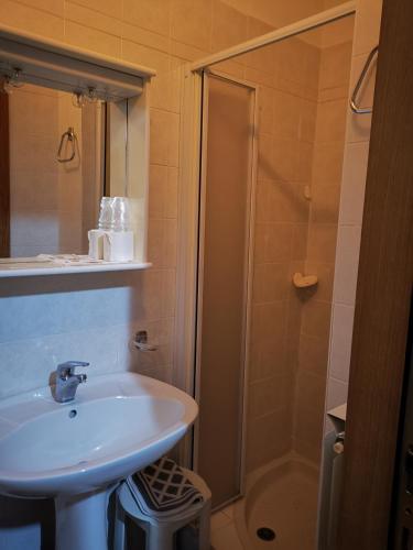 Un baño de Osteria dei Locandieri