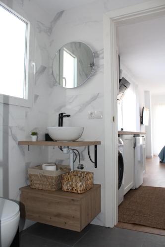 Brand new studio with terrace and BBQ close to city center
