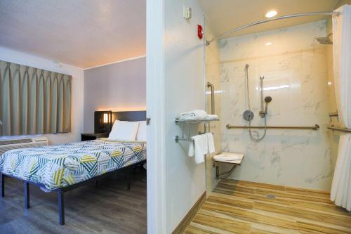 Vannituba majutusasutuses Motel 6-Sacramento, CA - Central