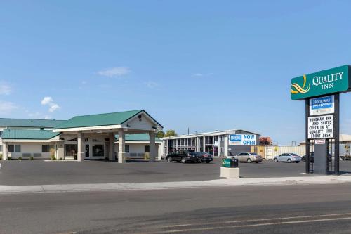 Rodeway Inn & Suites – Photos 2