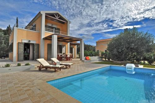 Gallery image of Elaia Villas in Minia