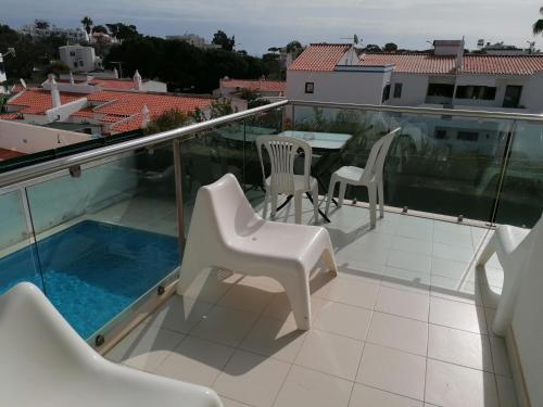 Modern apartment with sunny south facing terrace