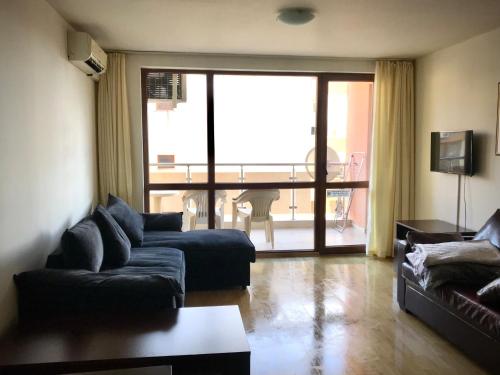 Χώρος καθιστικού στο Vadim Apartments in Panorama Beach Vigo Nessebar