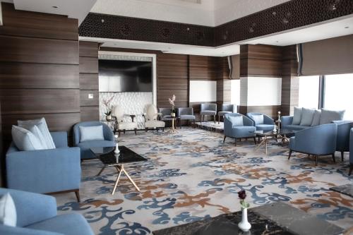 Ruang duduk di Rio Hotel Olaya