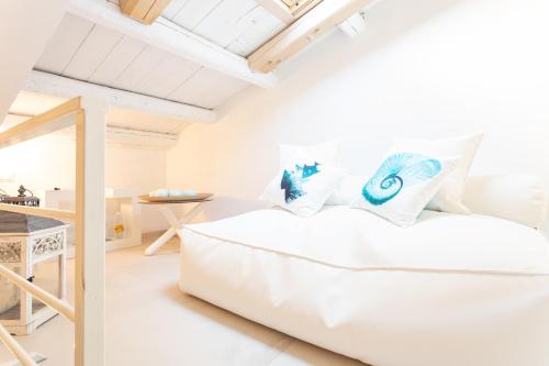 Postel nebo postele na pokoji v ubytování Sicily Sunset Apartment