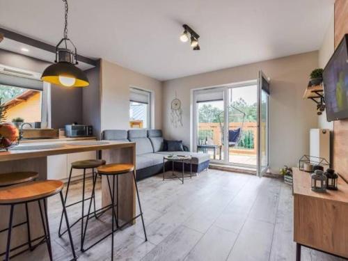 Kuchyňa alebo kuchynka v ubytovaní Apartament na Szlaku Szklarska Poręba