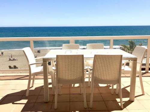 BEACHFRONT APARTMENT In LA CALA DE MIJAS