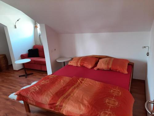 Ένα ή περισσότερα κρεβάτια σε δωμάτιο στο Sundowner appartment at the lakeside - 120sqm