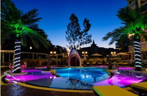The swimming pool at or close to Sweet Homes 6