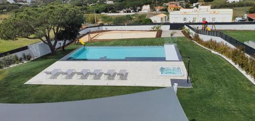 Sky Villa by Laranjal Rentals