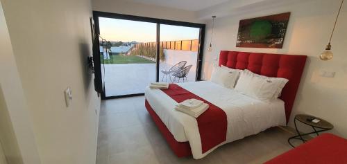 Sky Villa by Laranjal Rentals