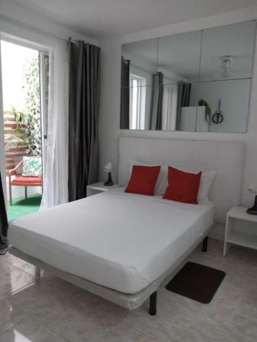 Ein Bett oder Betten in einem Zimmer der Unterkunft Ana Place