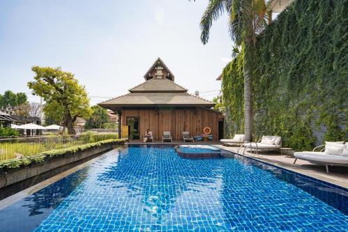 Bazén v ubytování The Chiang Mai Old Town nebo v jeho okolí