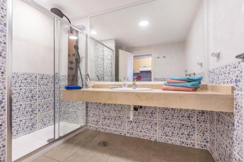 Et badeværelse på Fuerteventura Apartments Harmony