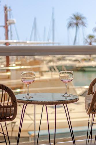 Puerto Marina Apartment