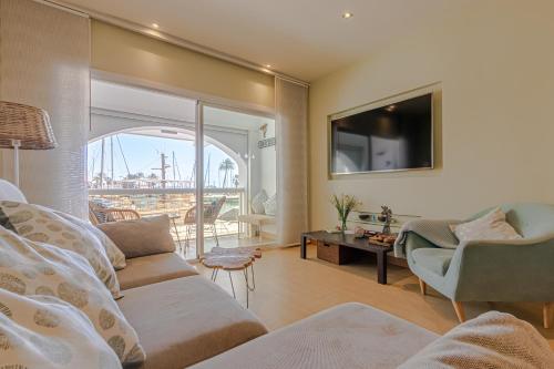 Puerto Marina Apartment